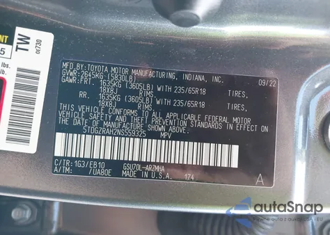 2022 Toyota Highlander Xle z USA, uszkodzony, nr VIN 5TDGZRAH2NS559325